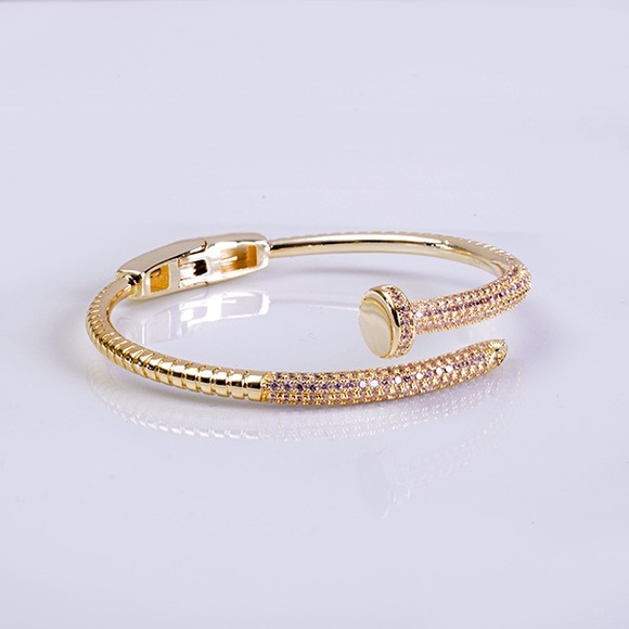 18KGP PAVE NAIL BANGLE - Picture 3 of 4
